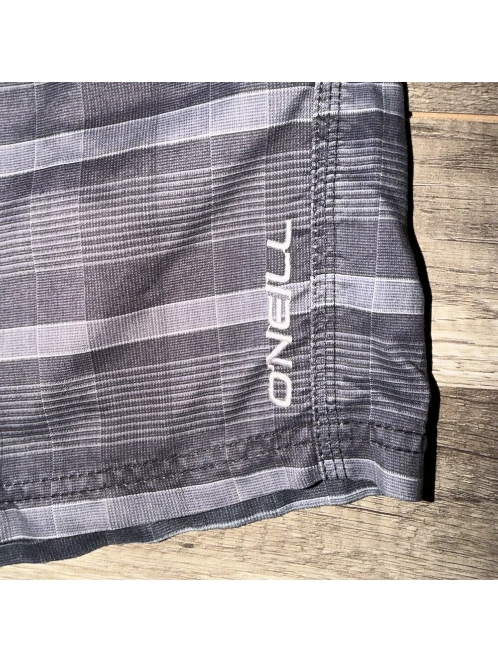 O'Neill Men Shorts 38 Black Plaid Swimwear Board Shorts Logo 11